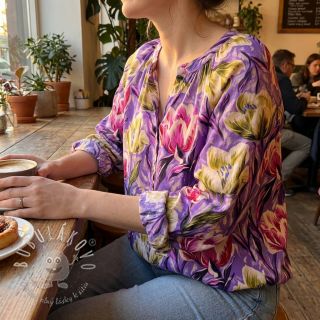 Viskóza ECOVERO Flowers design A digital print