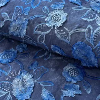 Bavlnená látka TIE DYE EMBROIDERY Flora design B