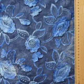 Bavlnená látka TIE DYE EMBROIDERY Flora design B
