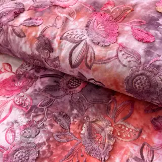 Bavlnená látka TIE DYE EMBROIDERY Flora design D