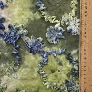 Bavlnená látka TIE DYE EMBROIDERY Eva tape design A