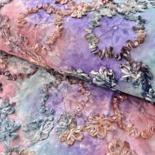 Bavlnená látka TIE DYE EMBROIDERY Eva tape design C