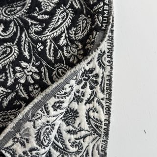 Dekoračná látka jacquard Mumbai allover noir
