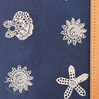 Bavlnená látka EMBROIDERY Sea ornaments navy