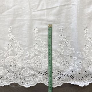 Bavlnená látka EMBROIDERY Leon border