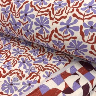 Dvojitá gázovina/mušelín STEPPED Flowers natural