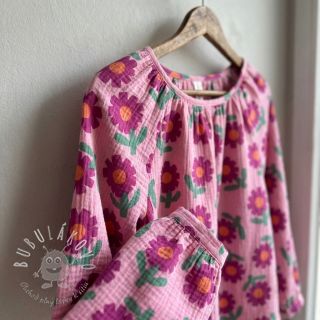 Dvojitá gázovina/mušelín Flowers pink by JENNIFER BOURON ORGANIC