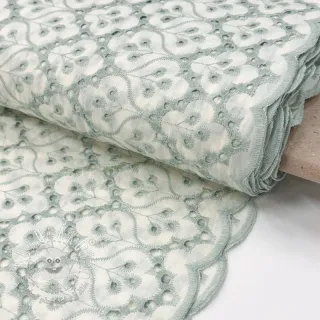 Bavlnená látka EMBROIDERY Lilian mint