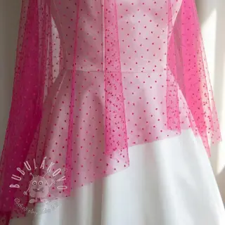Tyl na TUTU DOTS fuchsia