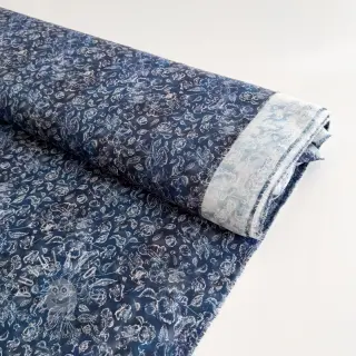 Viskóza RAYON POPLIN White flowers design C