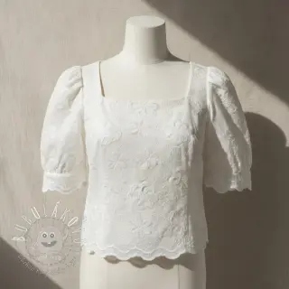 Bavlnená látka EMBROIDERY Catchy Flowy white