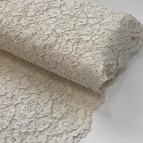 Čipka Scallop off white