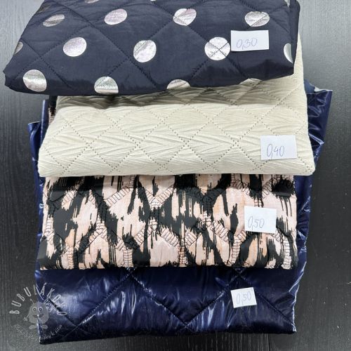 Balík látok prešívané látky 178