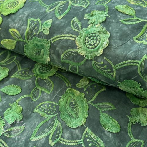 Bavlnená látka TIE DYE EMBROIDERY Flora design A