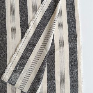 Ľan YARN DYED BIG Stripe black