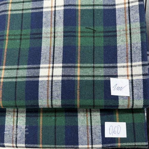 Balík látok tartan 023