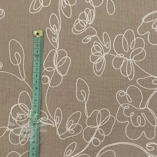 Dvojitá gázovina/mušelín EMBROIDERY Climbing flowers beige