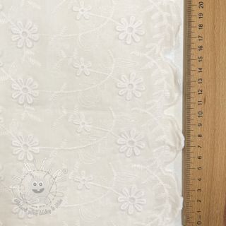 Bavlnená látka EMBROIDERY Catchy daisy off white