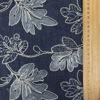 Bavlnená látka JEANS EMBROIDERY Lisa design B