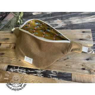 Menčester HUGGY tabac