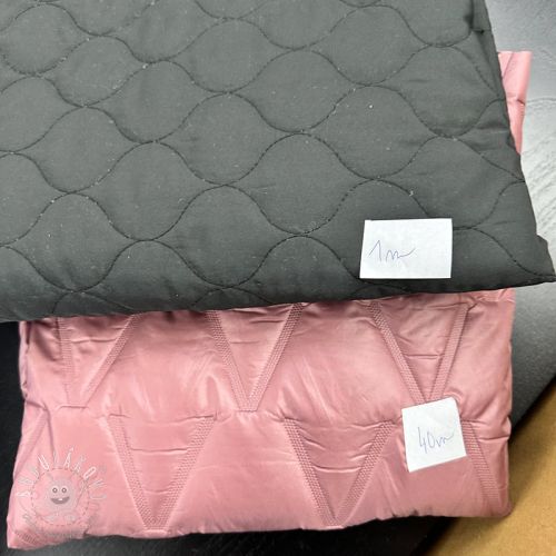 Balík látok prešívané látky 179